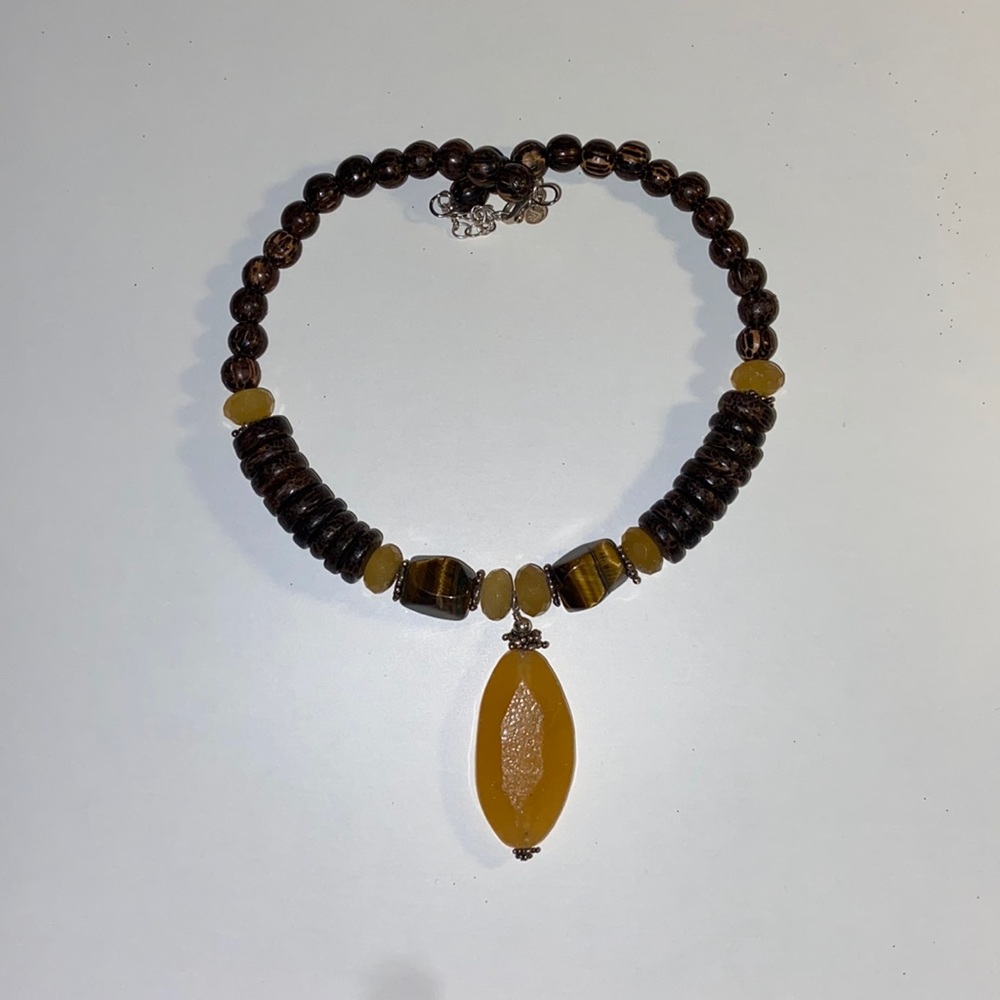Silpada womens necklace